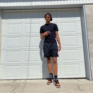 Meet your Posher, Cyrus